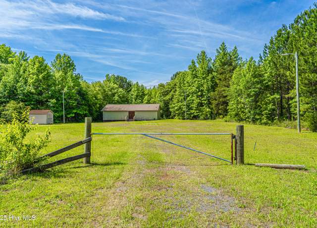 Property at 609 74 Hwy West, Rockingham, NC 28379, 1 bath