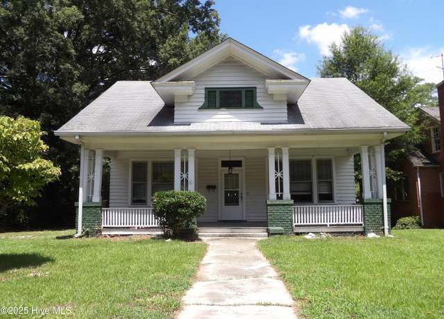 Property at 806 Vance St N, Wilson, NC 27893, 2 beds, 1 bath