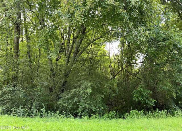 Property at 106 Colony Dr, Edenton, NC 27932