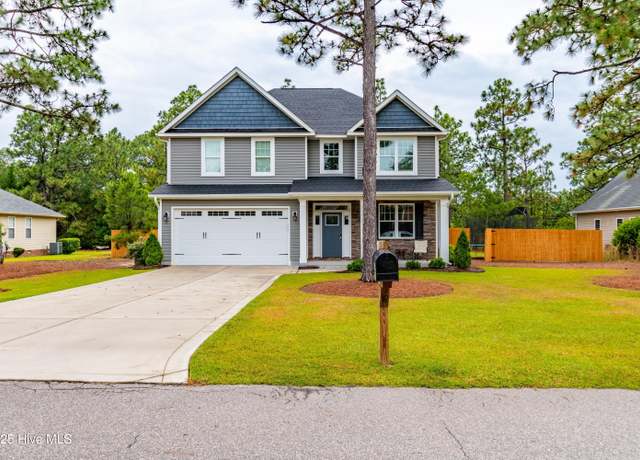 Property at 137 Sakonnet Trl, Pinehurst, NC 28374, 4 beds, 2.5 baths