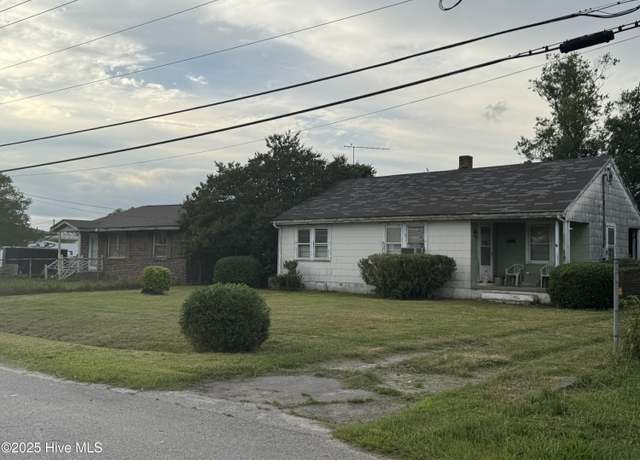 Property at 2013 Noland Rd E, Wilson, NC 27893, 2 beds, 1 bath
