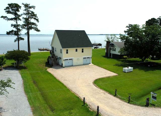 Property at 622 Norfleet Shores Rd, Belhaven, NC 27810, 2 beds, 2 baths
