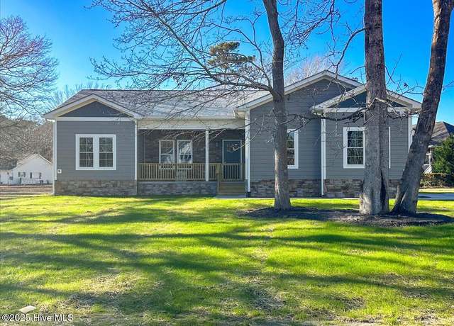 Property at 1812 Sandalwood Dr SW, Ocean Isle Beach, NC 28469, 3 beds, 2 baths