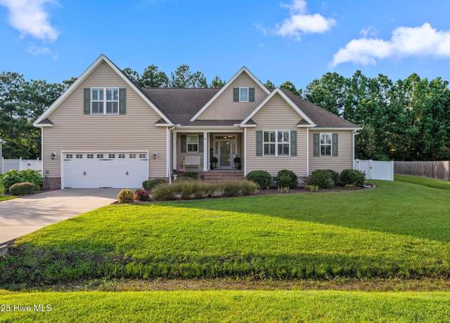 Property at 120 Mom Ln, New Bern, NC 28562, 3 beds, 3 baths