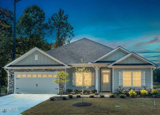 Property at 161 Firethorn Cir, Wallace, NC 28466, 4 beds, 2 baths