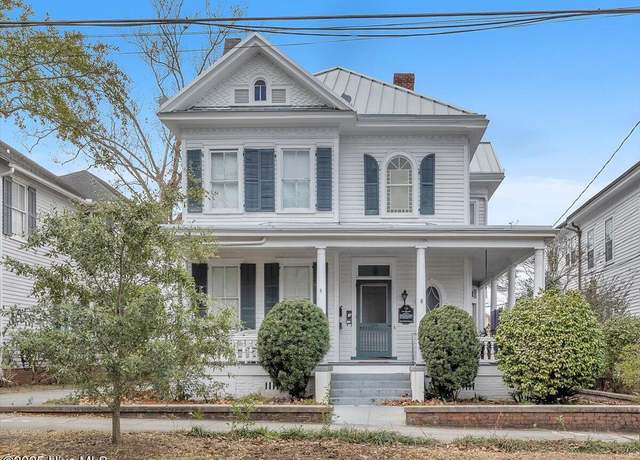 Property at 104 S 4th St, Wilmington, NC 28401, 5 beds, 4 baths