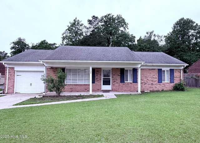 Property at 126 Balsam Rd, Jacksonville, NC 28546, 3 beds, 2 baths