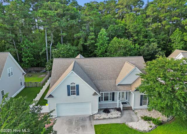 Property at 1812 Widgeon Dr, Morehead City, NC 28557, 3 beds, 2 baths