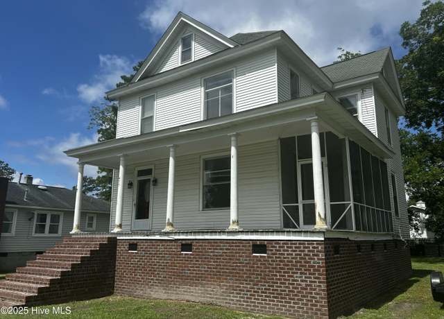 Property at 357 Tooley St, Belhaven, NC 27810, 3 beds, 1.5 baths