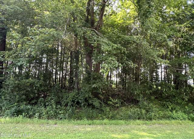 Property at 202 Colony Dr, Edenton, NC 27932