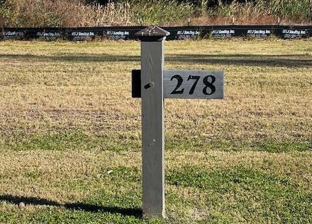 Property at 526 Sheldrake Ct, Beaufort, NC 28516
