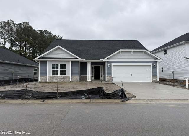 Property at 603 Central Park Way, Richlands, NC 28574, 5 beds, 3 baths