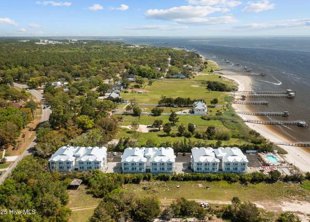 Property at 700 E Moore #303, Southport, NC 28461, 1 bed, 1 bath