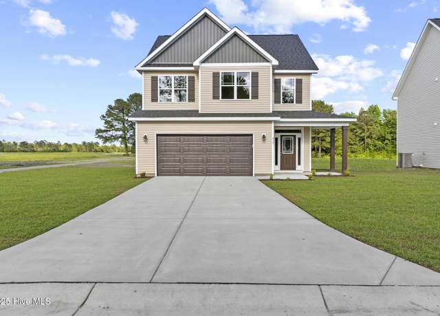 Property at 415 Fore Pl, Jacksonville, NC 28540, 4 beds, 2.5 baths