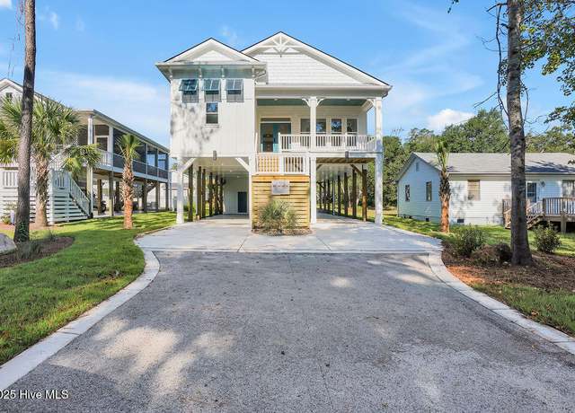 Property at 337 NE 48th St, Oak Island, NC 28465, 3 beds, 2 baths