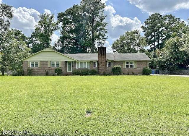 Property at 1113 Hendricks Ct, Jacksonville, NC 28540, 3 beds, 2 baths