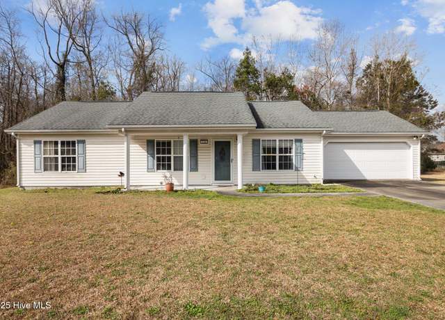 Property at 126 Pella Ln, New Bern, NC 28562, 3 beds, 2 baths
