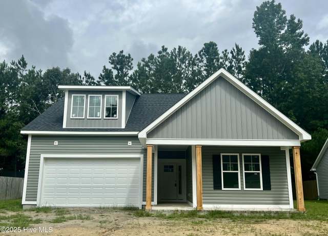 Property at 412 Satterfield Dr, New Bern, NC 28560, 3 beds, 2 baths