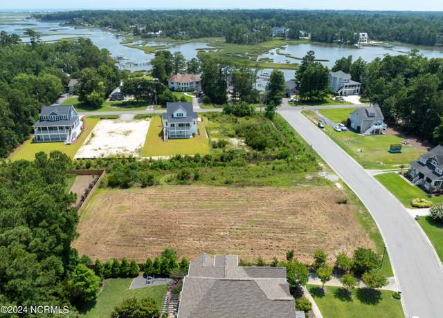 Property at 7718 Bonaventure Dr, Wilmington, NC 28411