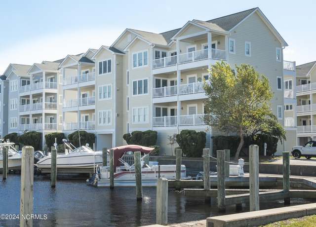 Property at 413 Captains Cv Unit E, Edenton, NC 27932, 3 beds, 2.5 baths