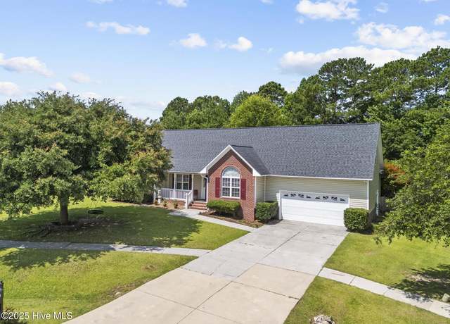 Property at 241 Emerald Ridge Rd, Jacksonville, NC 28546, 4 beds, 2 baths
