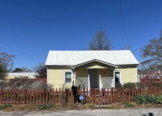Property at 301 N Center St, La Grange, NC 28551, 1 bed, 1 bath