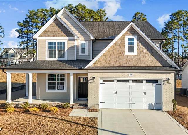Property at 628 Cresswell Moor Way, Fayetteville, NC 28311, 4 beds, 2.5 baths
