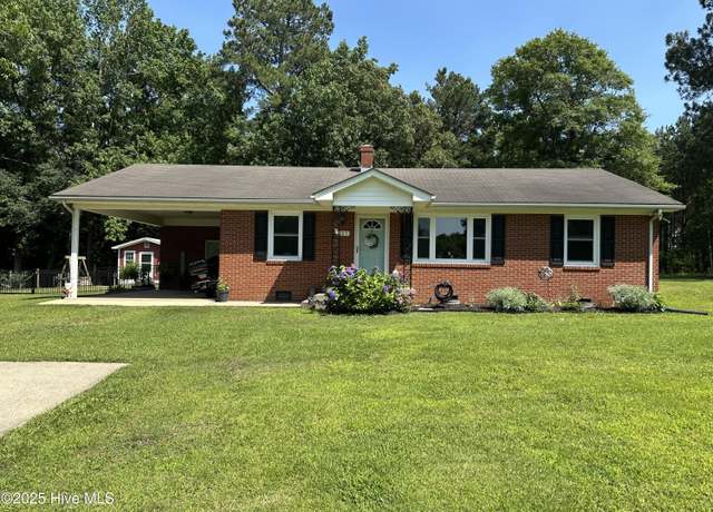 Property at 127 Deans Ln, Goldsboro, NC 27530, 3 beds, 1 bath