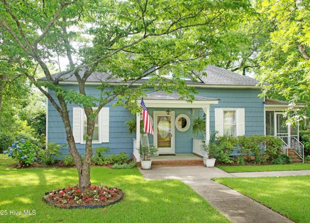 Property at 104 Rockingham St, Carthage, NC 28327, 3 beds, 2 baths