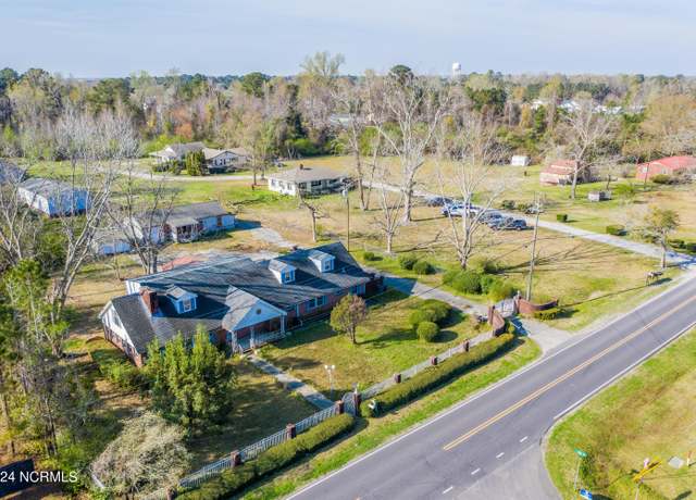 Property at 1900 Rockhill Rd, Castle Hayne, NC 28429, 3 beds, 2 baths