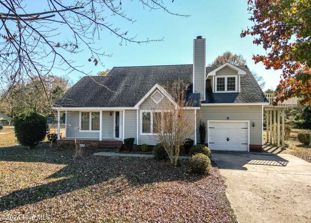 Property at 108 Moss Hill Dr, Goldsboro, NC 27530, 3 beds, 2.5 baths