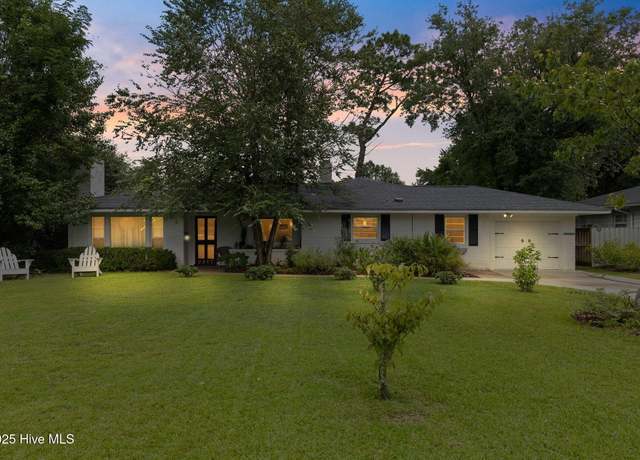 Property at 2217 Mimosa Pl, Wilmington, NC 28403, 3 beds, 3 baths