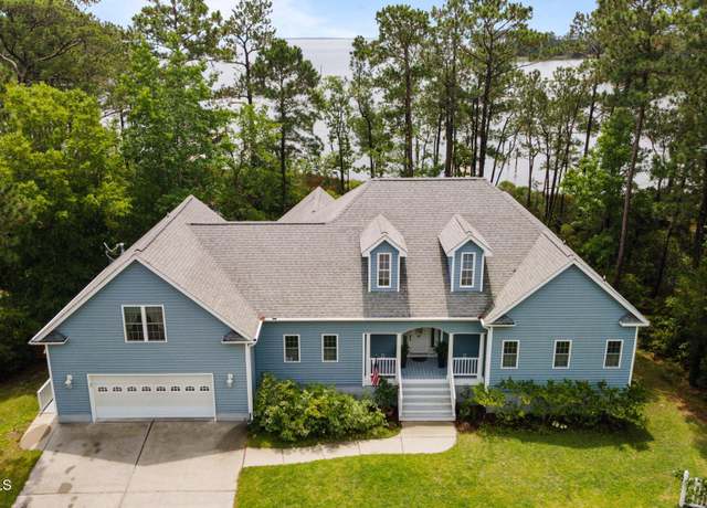 Property at 385 Peninsula Dr, Oriental, NC 28571, 3 beds, 2.5 baths