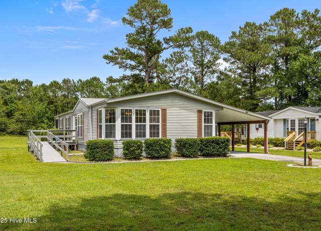 Property at 619 Outrigger Ct, Hampstead, NC 28443, 2 beds, 2 baths