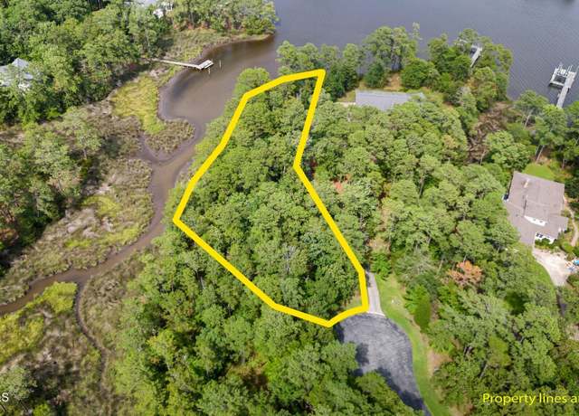 Property at 143 Shoreline Ct, Oriental, NC 28571