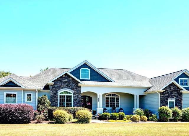 Property at 2453 Sugargrove Trl NE, Leland, NC 28451, 4 beds, 3.5 baths
