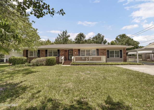 Property at 605 Mohican Trl, Wilmington, NC 28409, 3 beds, 2 baths