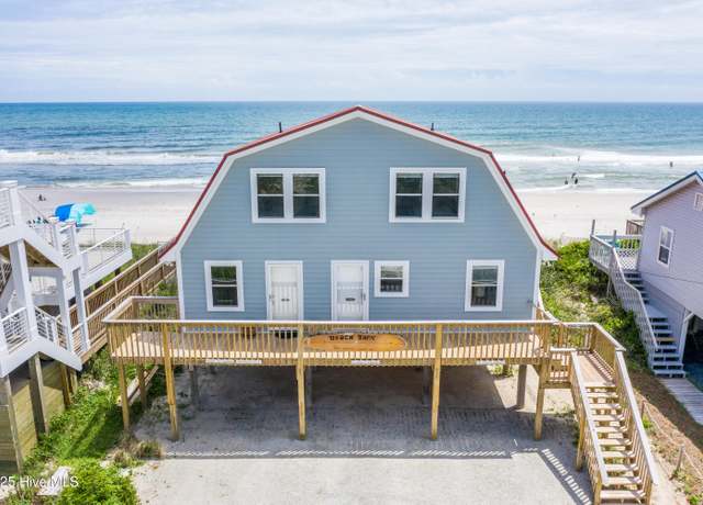Property at 324 N Shore Dr, Surf City, NC 28445, 5 beds, 3 baths