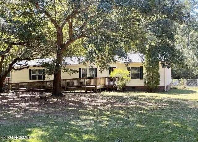 Property at 33 N Burning Tree Dr, Hampstead, NC 28443, 3 beds, 2 baths