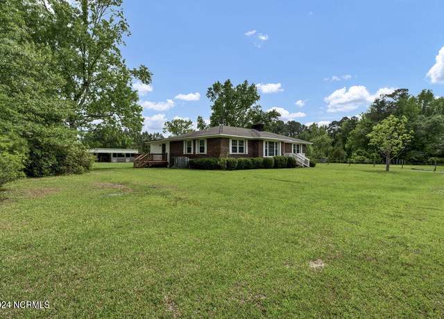 Property at 171 Preston Wells Rd, Holly Ridge, NC 28445, 3 beds, 2 baths