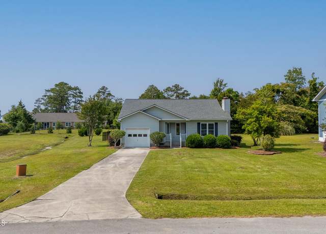 Property at 512 Island Dr, Beaufort, NC 28516, 3 beds, 2 baths