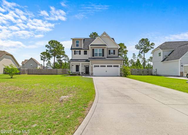 Property at 118 Prospect Dr, Richlands, NC 28574, 3 beds, 3.5 baths