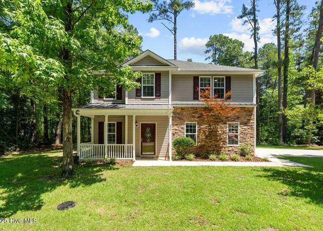 Property at 650 Ginseng Dr, Vass, NC 28394, 4 beds, 2.5 baths