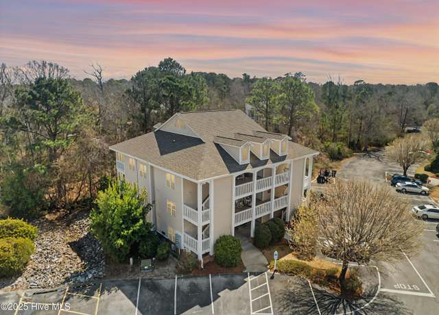 Property at 3350 Club Villas Dr #1803, Southport, NC 28461, 2 beds, 2 baths