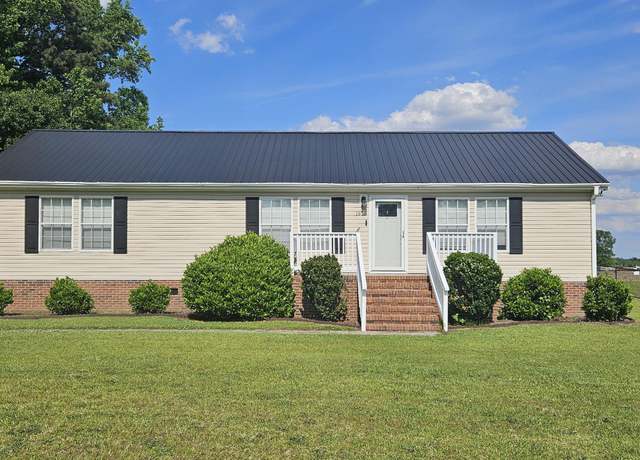 Property at 1970 Old Raleigh Rd, Clinton, NC 28328, 3 beds, 2 baths