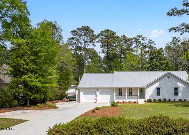 Property at 709 Saw Grass Rd, Hampstead, NC 28443, 3 beds, 3 baths