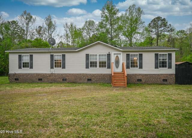 Property at 573 Halls Creek Rd, Elizabeth City, NC 27909, 3 beds, 2 baths