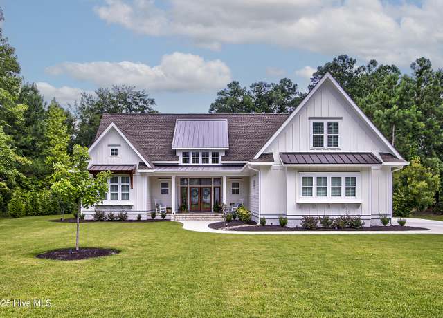 Property at 453 Winding Creek Rd, Rocky Point, NC 28457, 3 beds, 3.5 baths