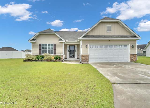 Property at 609 Moonstone Ct, Winterville, NC 28590, 3 beds, 2 baths
