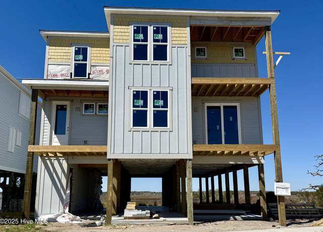 Property at 107 S Boca Bay Ln, Surf City, NC 28445, 4 beds, 3.5 baths